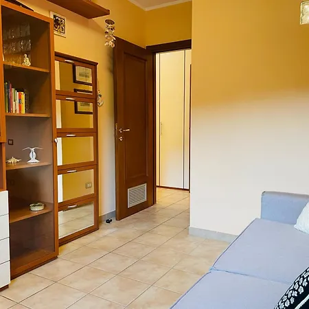 Apartment Mandi House By World *